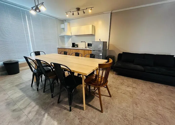 ゲストハウス Heavenly Pent House